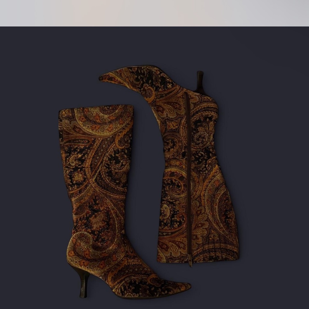 Vintage Paisley Print Dress and Funky Boot